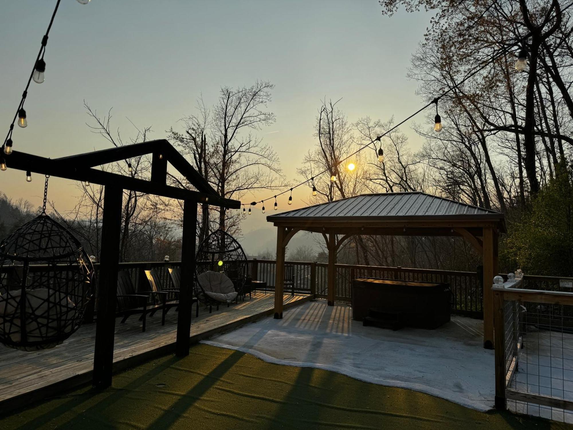 Relaxing 3Br Cottage 1 Mile To Main St Attractions Views Gatlinburg Kültér fotó